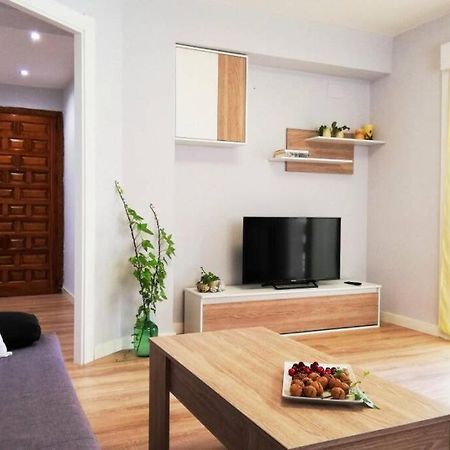 Cobexo. Moderno Y Luminoso En El Centro De Jaca Apartment Ngoại thất bức ảnh